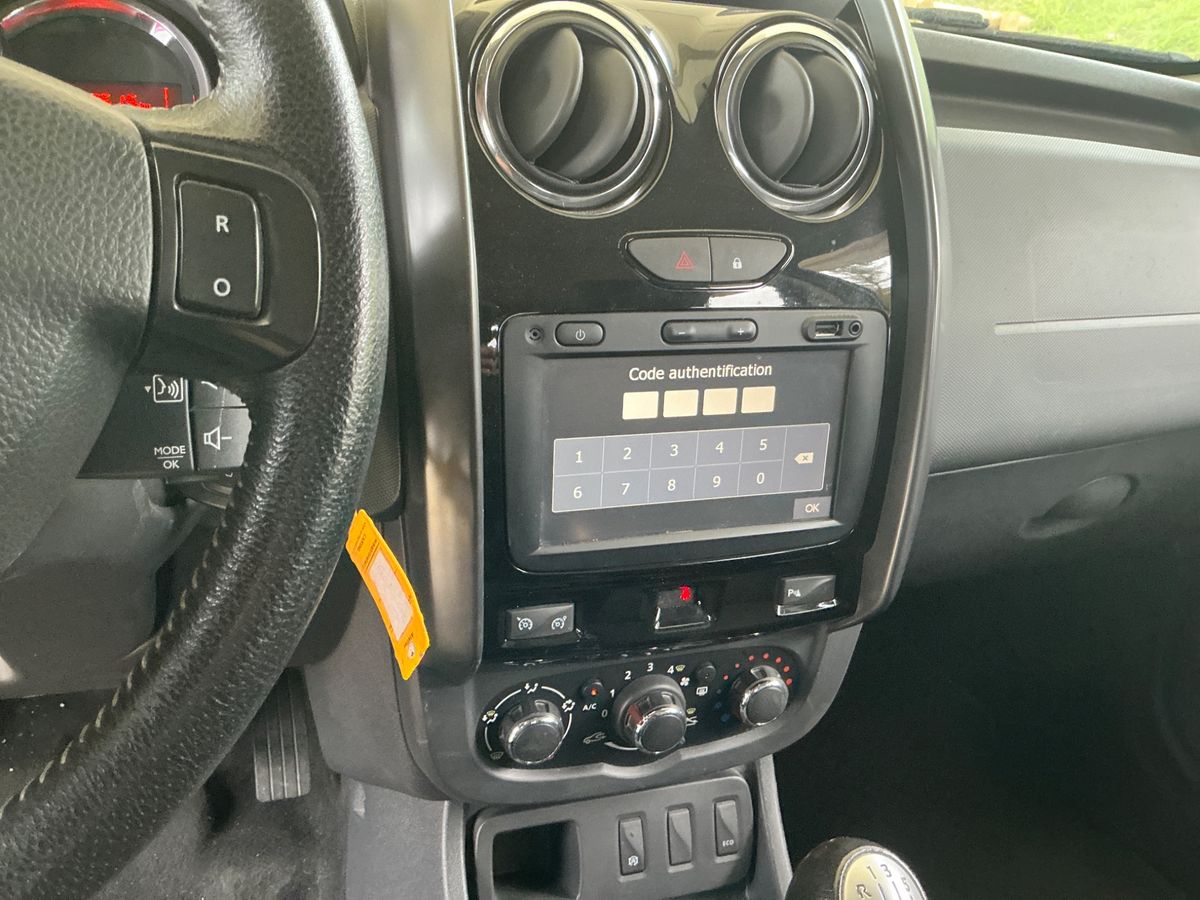 Dacia Duster 2017 — photo 30