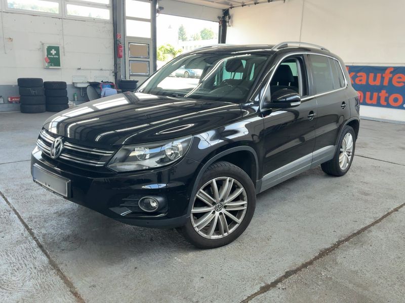Volkswagen Tiguan 2.0 TDI Track & Style 4Motion BlueMotion Tech 2011 – снимка 1