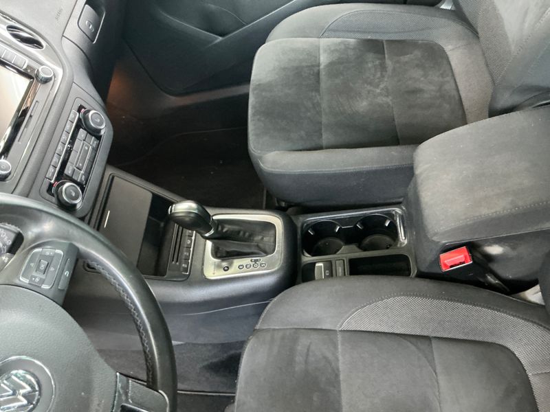 Volkswagen Tiguan 2.0 TDI Track & Style 4Motion BlueMotion Tech 2011 – снимка 35