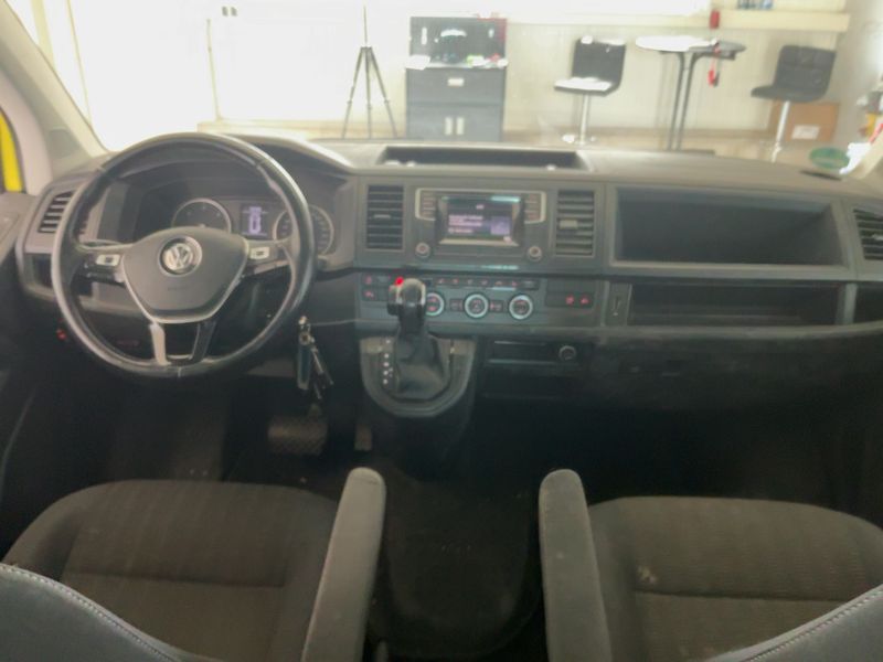 Volkswagen T6 Caravelle 2.0 TDI Comfortline — zdjęcie 12