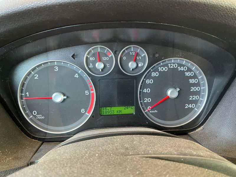 Ford Focus 1.8 TDCi Titanium 2007 – снимка 4