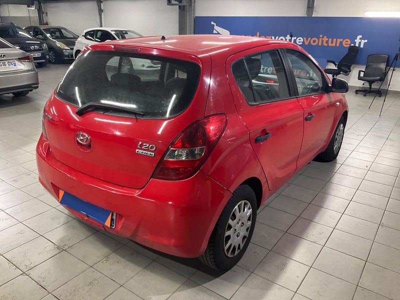 Hyundai i20 1.4 CRDi Comfort — zdjęcie 2