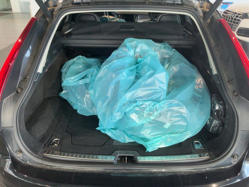 Volvo V90 2.0 T6 Plug-in Hybrid Momentum AWD — zdjęcie 10