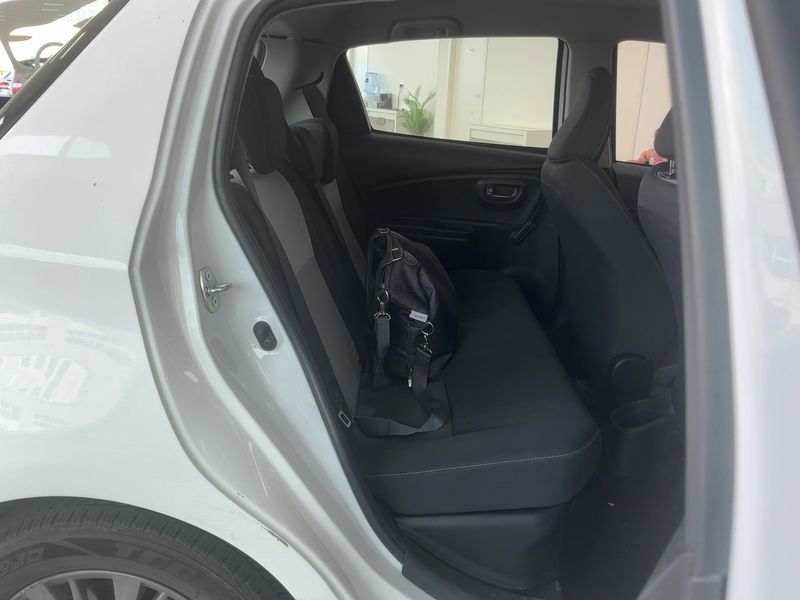 Toyota Yaris 1.5 Hybrid Trend "White Edition" — zdjęcie 14