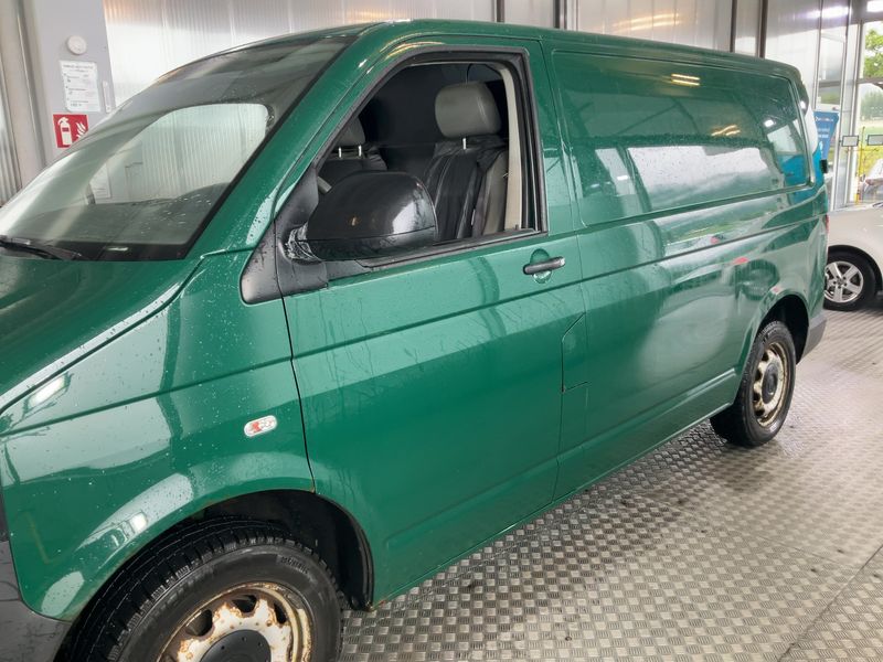 Volkswagen T5 Transporter 2.0 TDI Kasten — zdjęcie 4