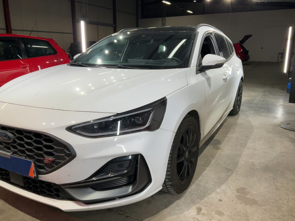 Ford Focus 2.3 EcoBoost ST X