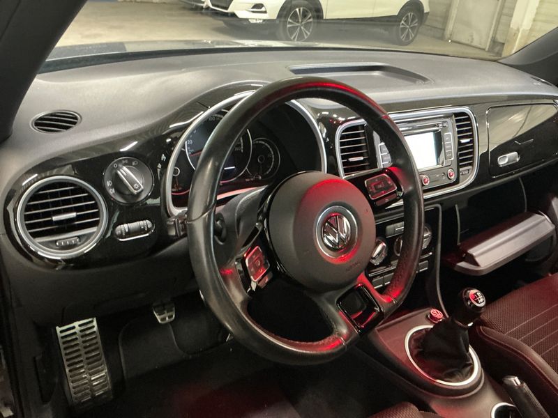 Volkswagen Beetle 1.2 TSI Design 2014 – снимка 22