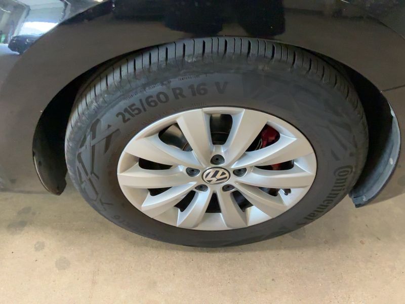Volkswagen Beetle 1.2 TSI Design 2014 – снимка 11