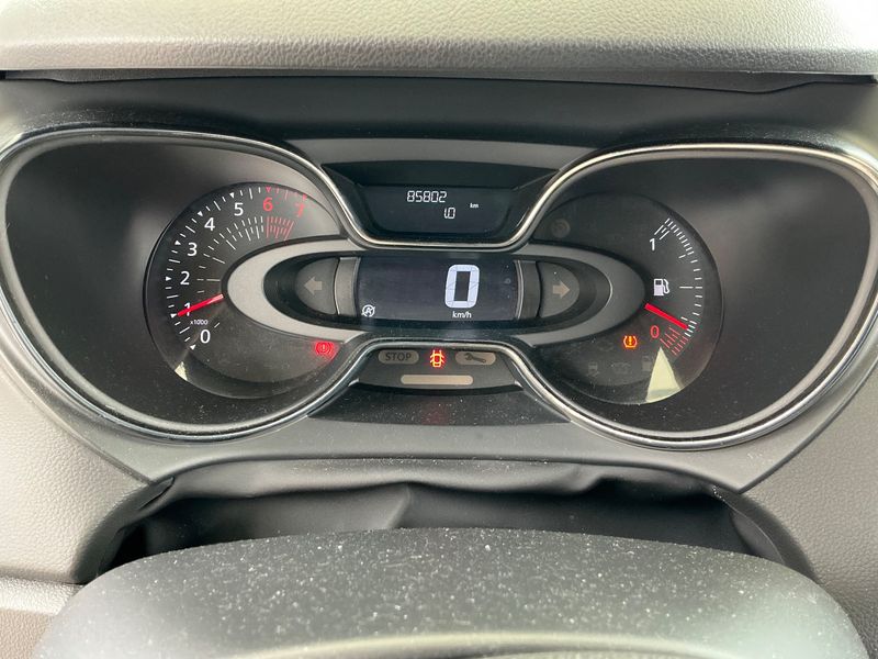 Renault Captur 0.9 Energy Intens — zdjęcie 13