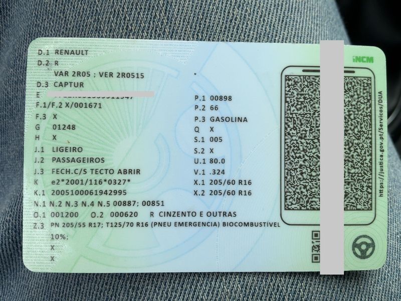 Renault Captur 0.9 Energy Intens — zdjęcie 15