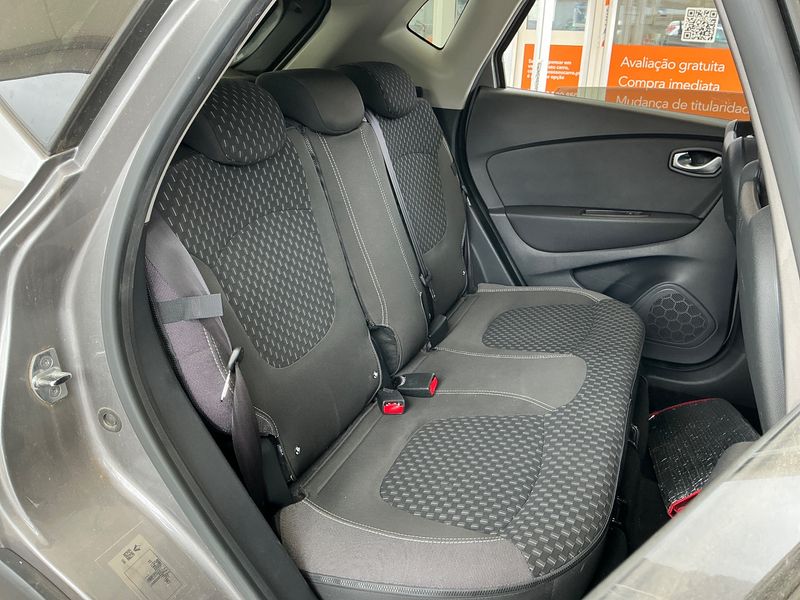 Renault Captur 0.9 Energy Intens — zdjęcie 14