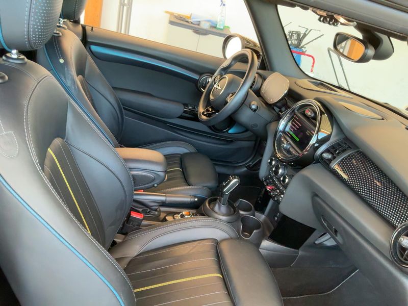 MINI Cabrio Cooper Sidewalk Trim 2020 – снимка 16