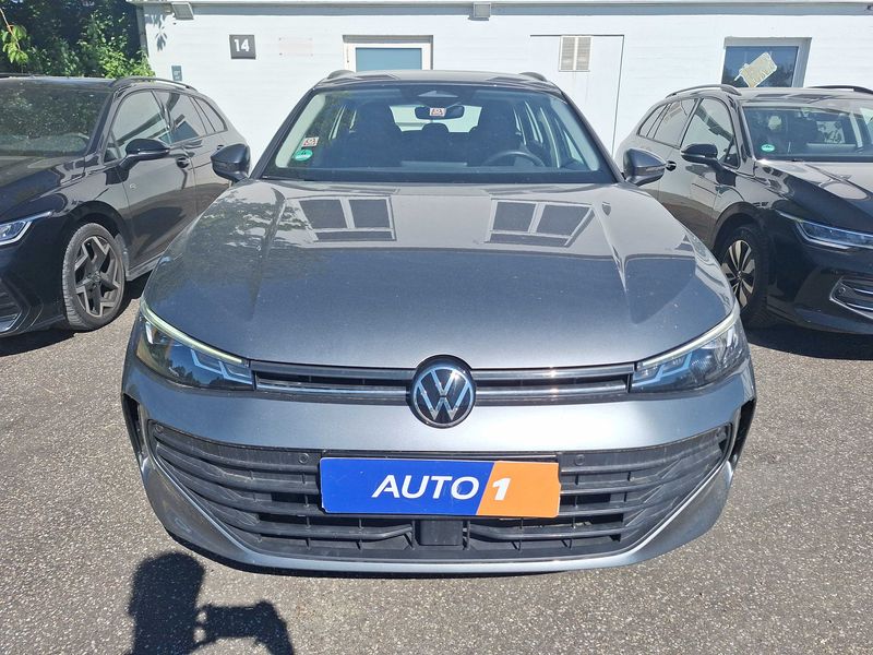 Volkswagen Passat 1.5 eTSI — zdjęcie 7