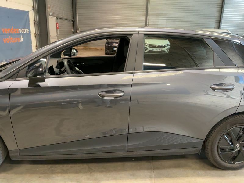 MG 4 electric drive 125 kW Standard — zdjęcie 4