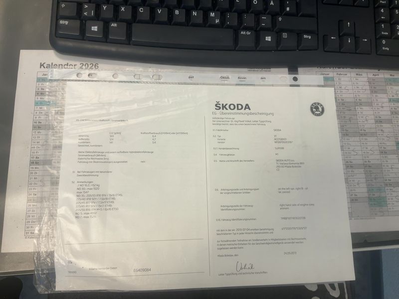 Skoda Superb 2.0 TDI Elegance — zdjęcie 16