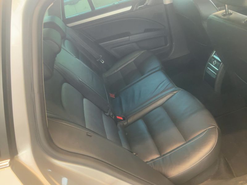Skoda Superb 2.0 TDI Elegance — zdjęcie 14