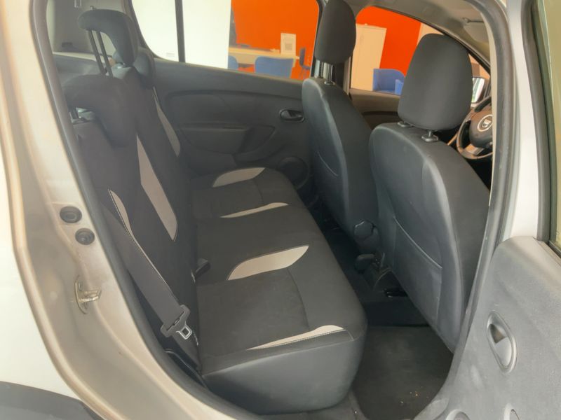 Dacia Sandero 0.9 TCe LPG Stepway Prestige — zdjęcie 14