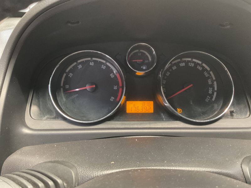 Opel Antara 2.4 Enjoy 4x4 — zdjęcie 4