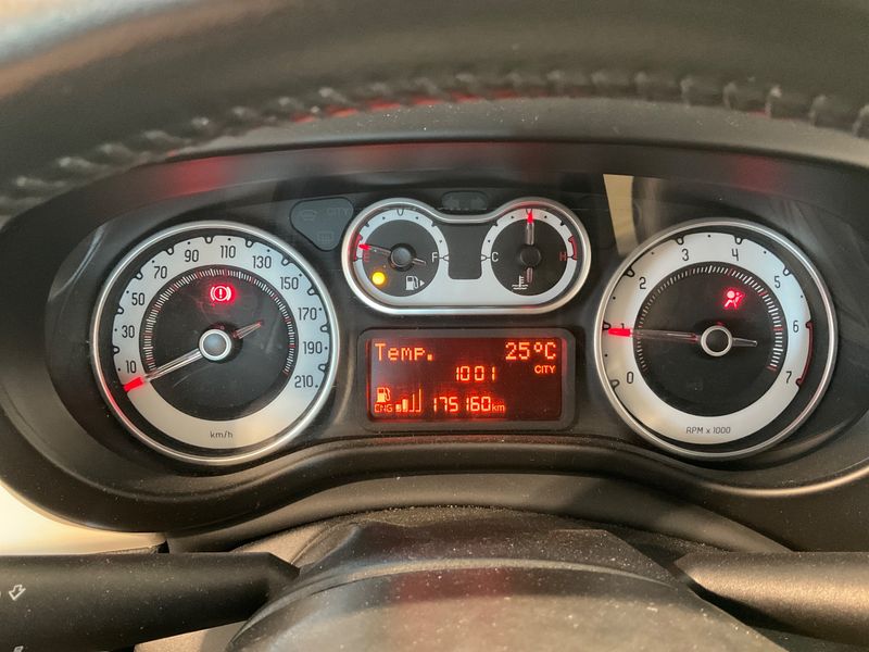 Fiat 500L 0.9 TwinAir Natural Power CNG Pop Star — zdjęcie 4