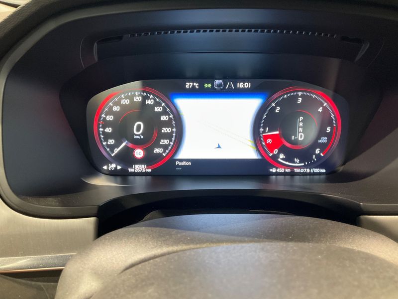 Volvo V90 2.0 D4 Momentum — zdjęcie 13
