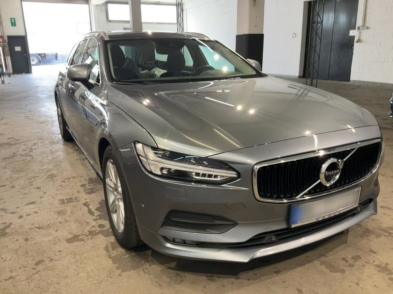 Volvo V90 2.0 D4 Momentum — zdjęcie 8