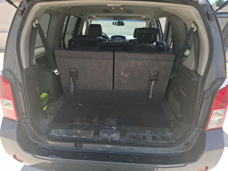 Nissan Pathfinder 2.5 dCi SE — zdjęcie 9