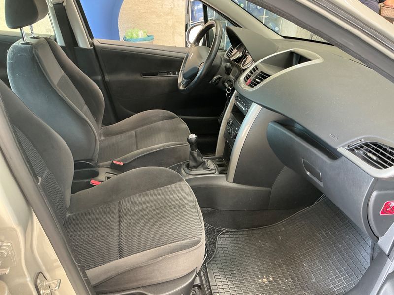 Peugeot 207 1.4 VTi Active 2008 – снимка 3