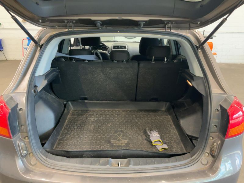 Mitsubishi ASX 1.8 DI-D Plus 2WD — zdjęcie 10