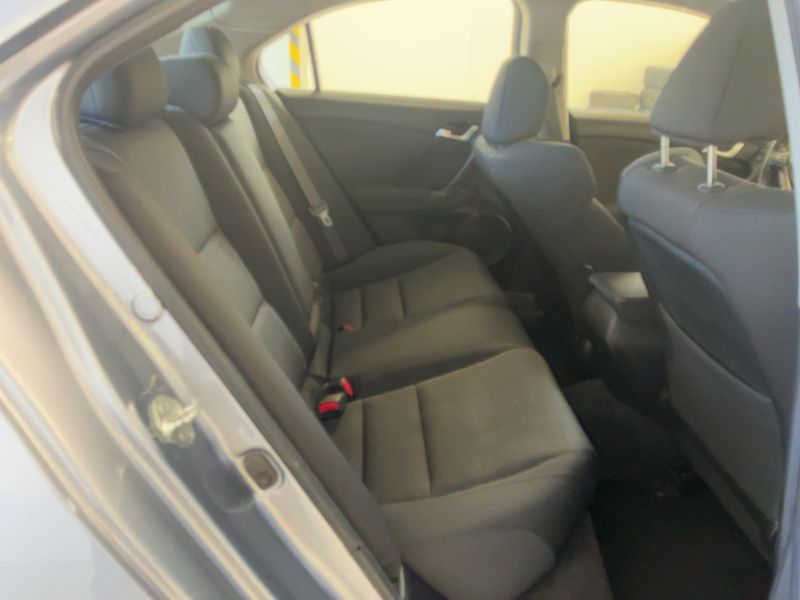 Honda Accord 2.0 Executive — zdjęcie 14