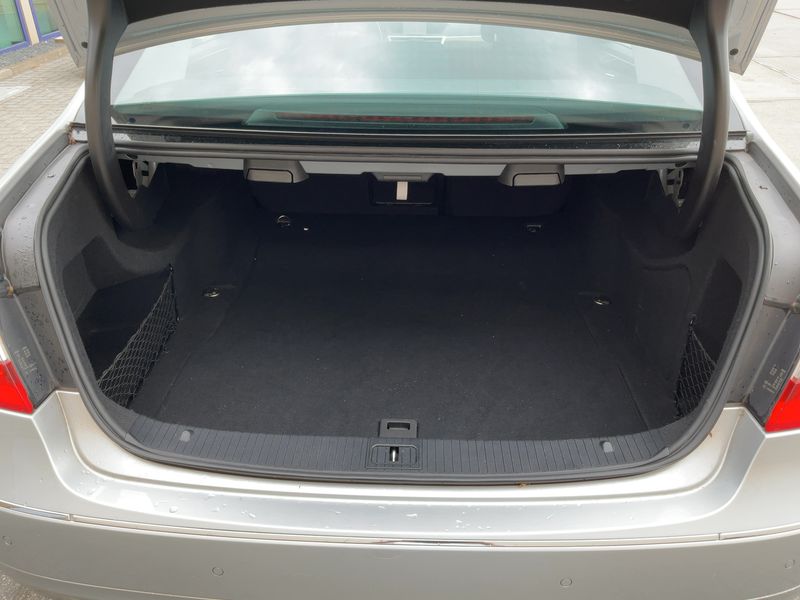 Mercedes-Benz E-Klasse E 250 CGI BlueEfficiency Elegance — zdjęcie 10