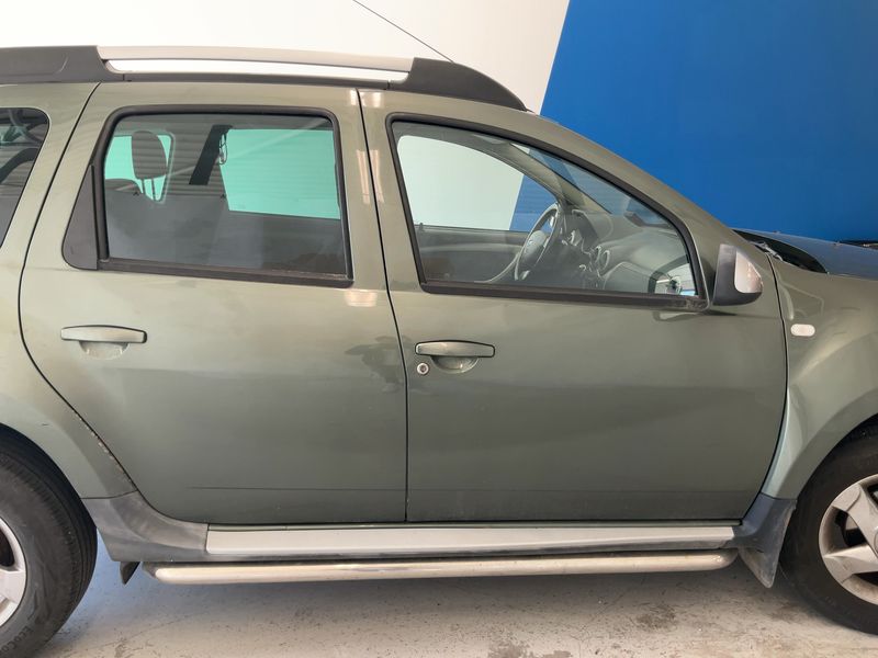 Dacia Duster 1.5 dCi Laureate 4x4 2013 – снимка 10