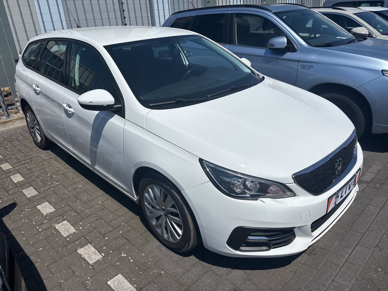 Peugeot 308 1.6 Blue-HDi Active Business 2018 – снимка 6