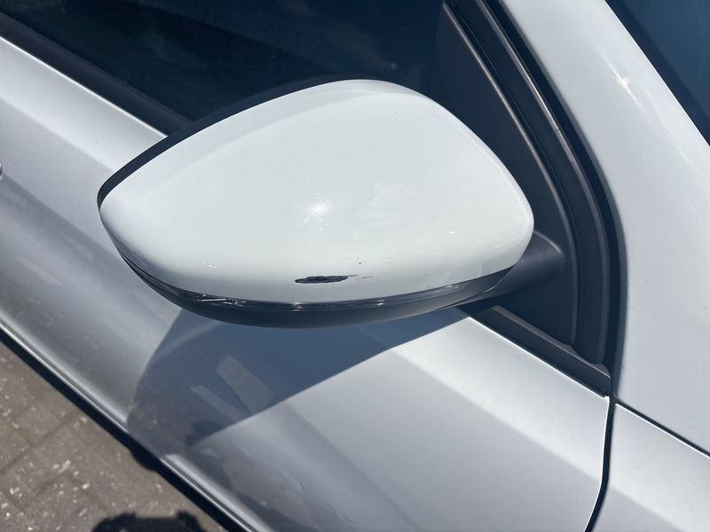 Peugeot 308 1.6 Blue-HDi Active Business 2018 – снимка 18