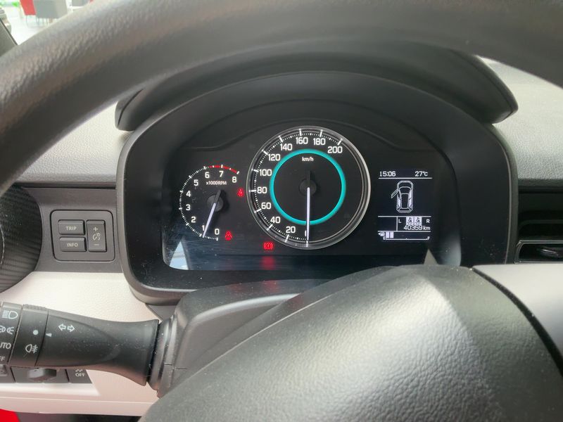 Suzuki Ignis 1.2 DualJet Basic — zdjęcie 13