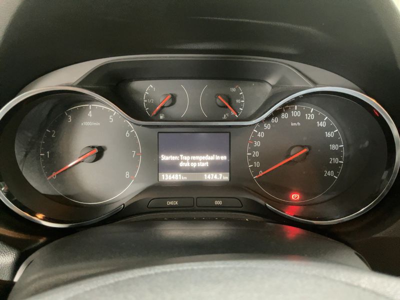 Opel Grandland X 1.2 Turbo Business INNOVATION — zdjęcie 13