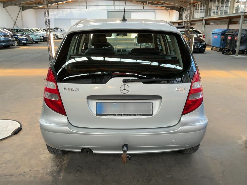 Mercedes-Benz A-Klasse A 180 CDI Avantgarde — zdjęcie 5