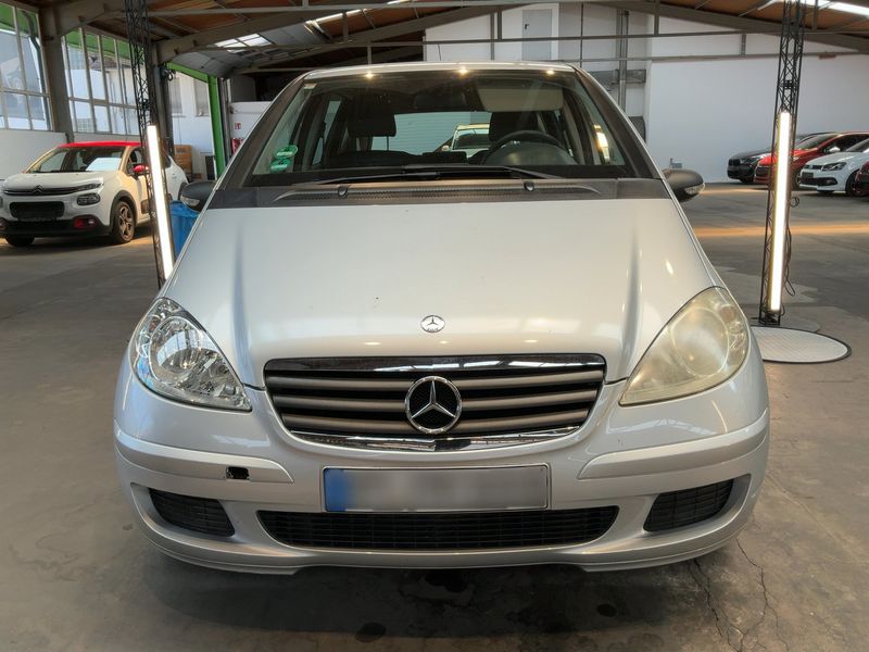 Mercedes-Benz A-Klasse A 180 CDI Avantgarde — zdjęcie 9