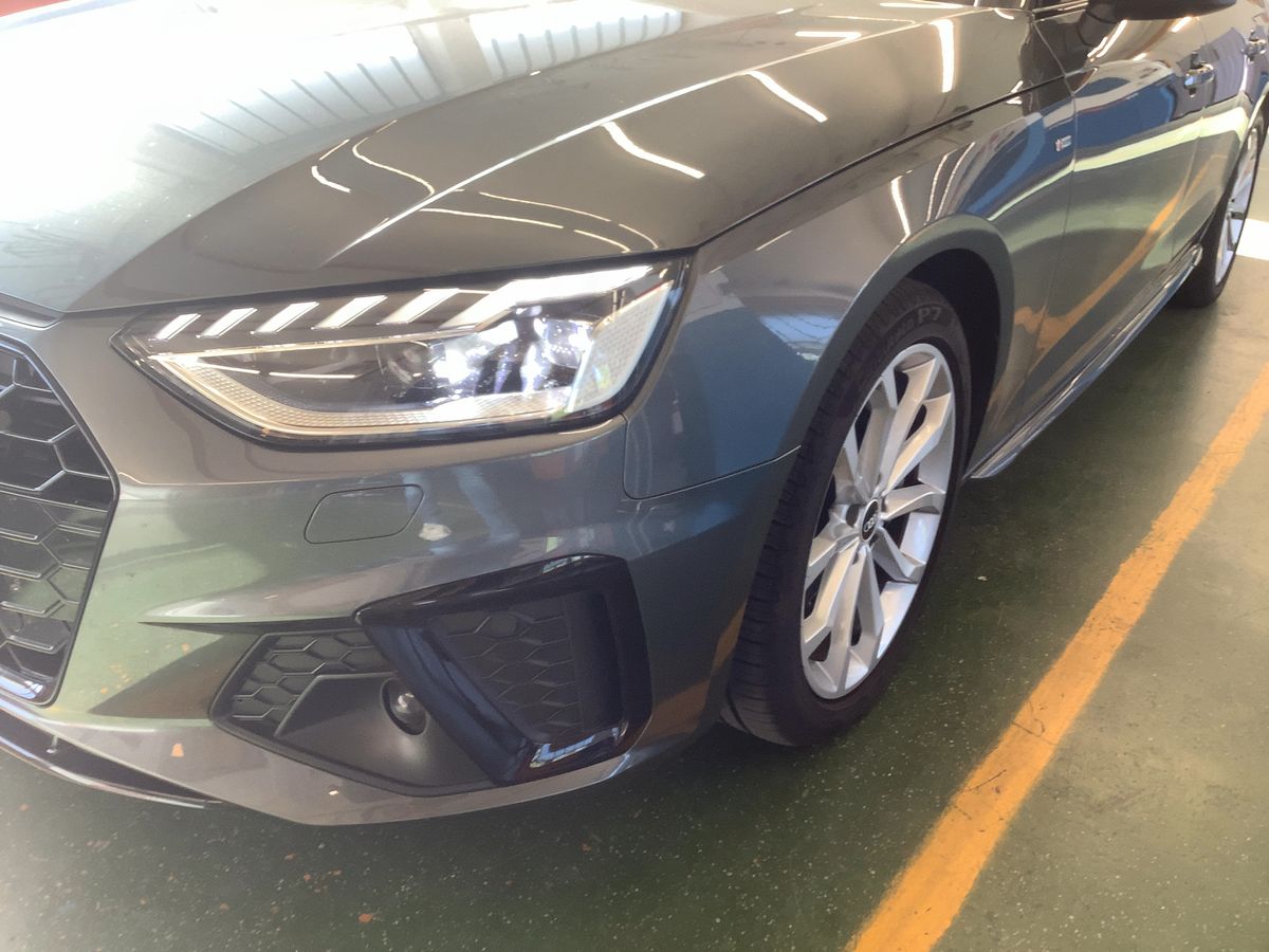 Audi A4 40 TDI quattro S line