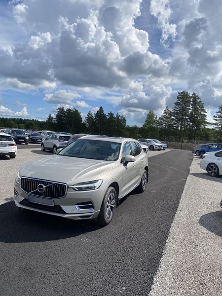 Volvo XC60 2.0 T8 Plug-in Hybrid Inscription AWD 2018 – снимка 1