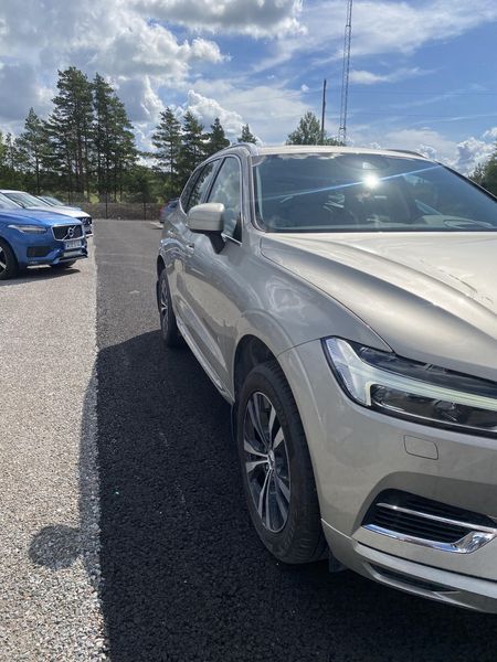 Volvo XC60 2.0 T8 Plug-in Hybrid Inscription AWD 2018 – снимка 12