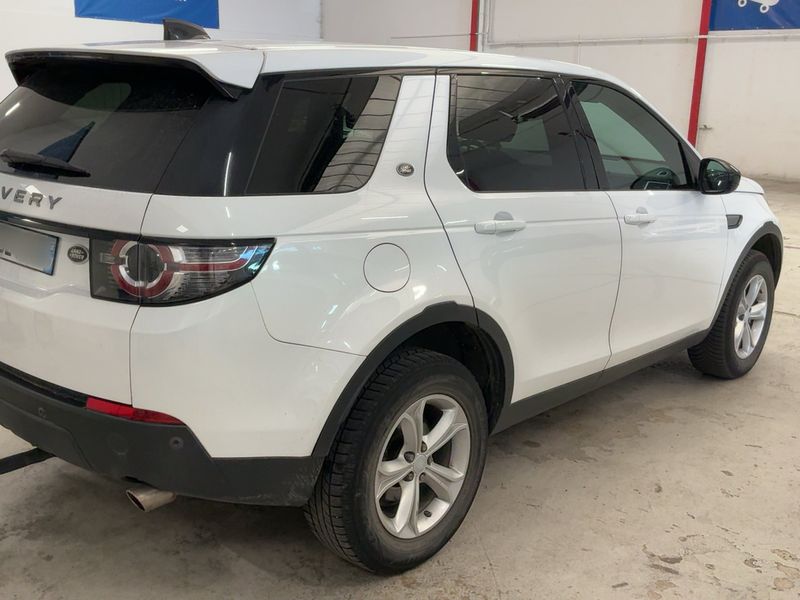 Land Rover Discovery Sport 2.0 Td4 Pure 2016 – снимка 8