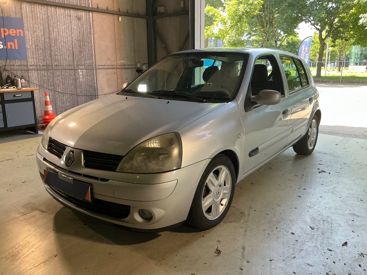 Renault Clio 2005