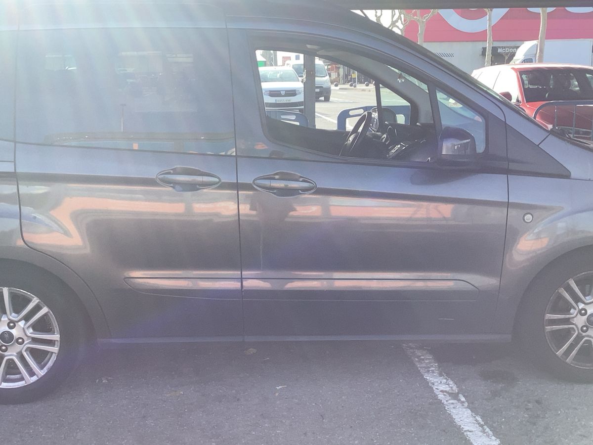 Ford Tourneo 2017 — photo 11