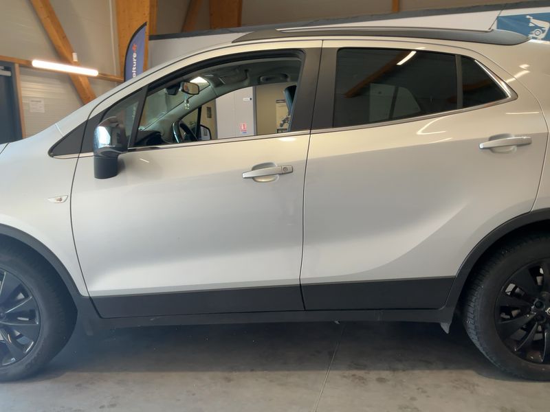 Opel Mokka X 1.6 CDTI Black Edition Start/Stop — zdjęcie 4