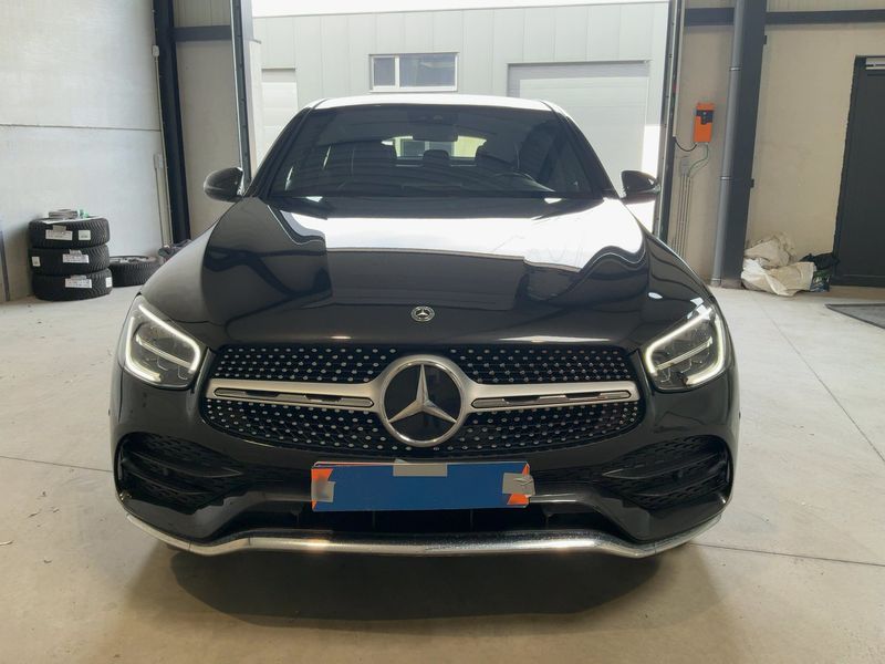 Mercedes-Benz GLC-Klasse GLC 200 d 4Matic AMG Line — zdjęcie 9