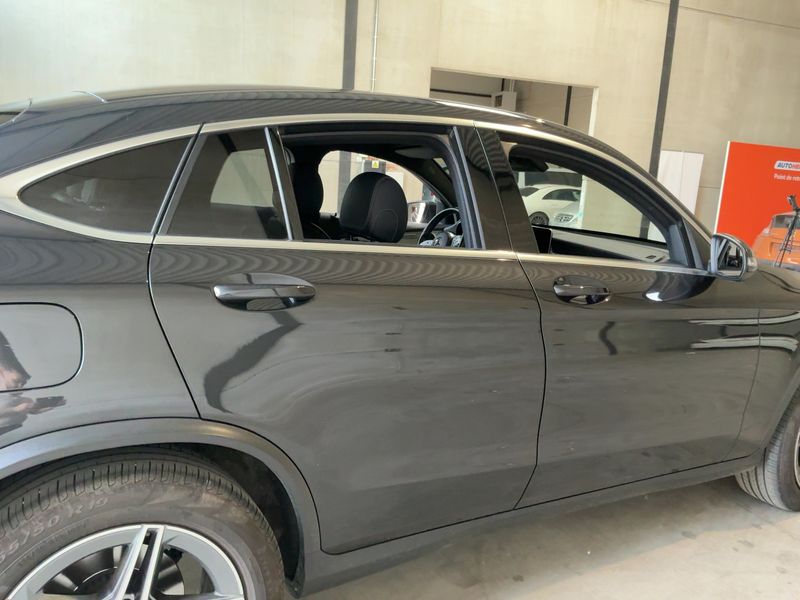 Mercedes-Benz GLC-Klasse GLC 200 d 4Matic AMG Line — zdjęcie 7