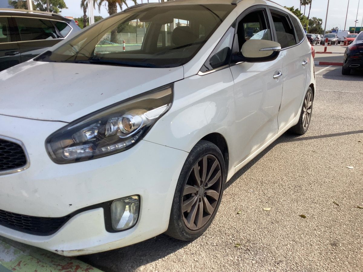 Kia Carens d'occasion