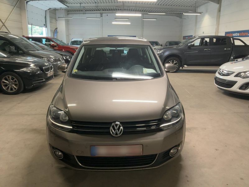 Volkswagen Golf VI Plus 1.6 TDI Highline 2011 – снимка 14
