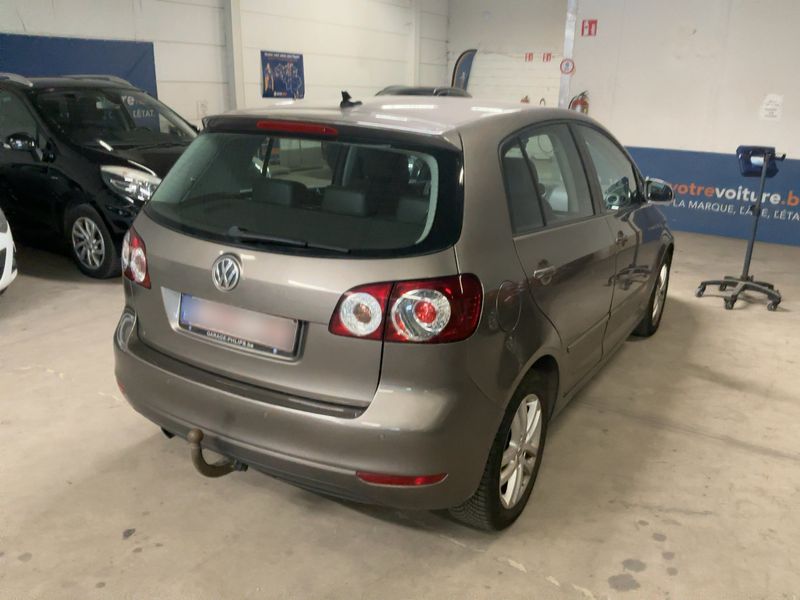 Volkswagen Golf VI Plus 1.6 TDI Highline 2011 – снимка 8