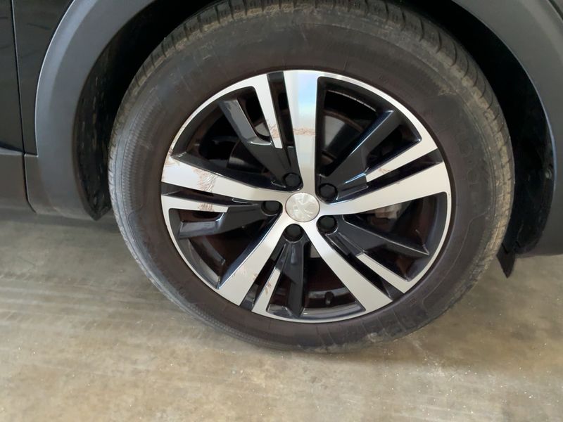 Peugeot 5008 1.5 Blue-HDi GT Line 2018 – снимка 11